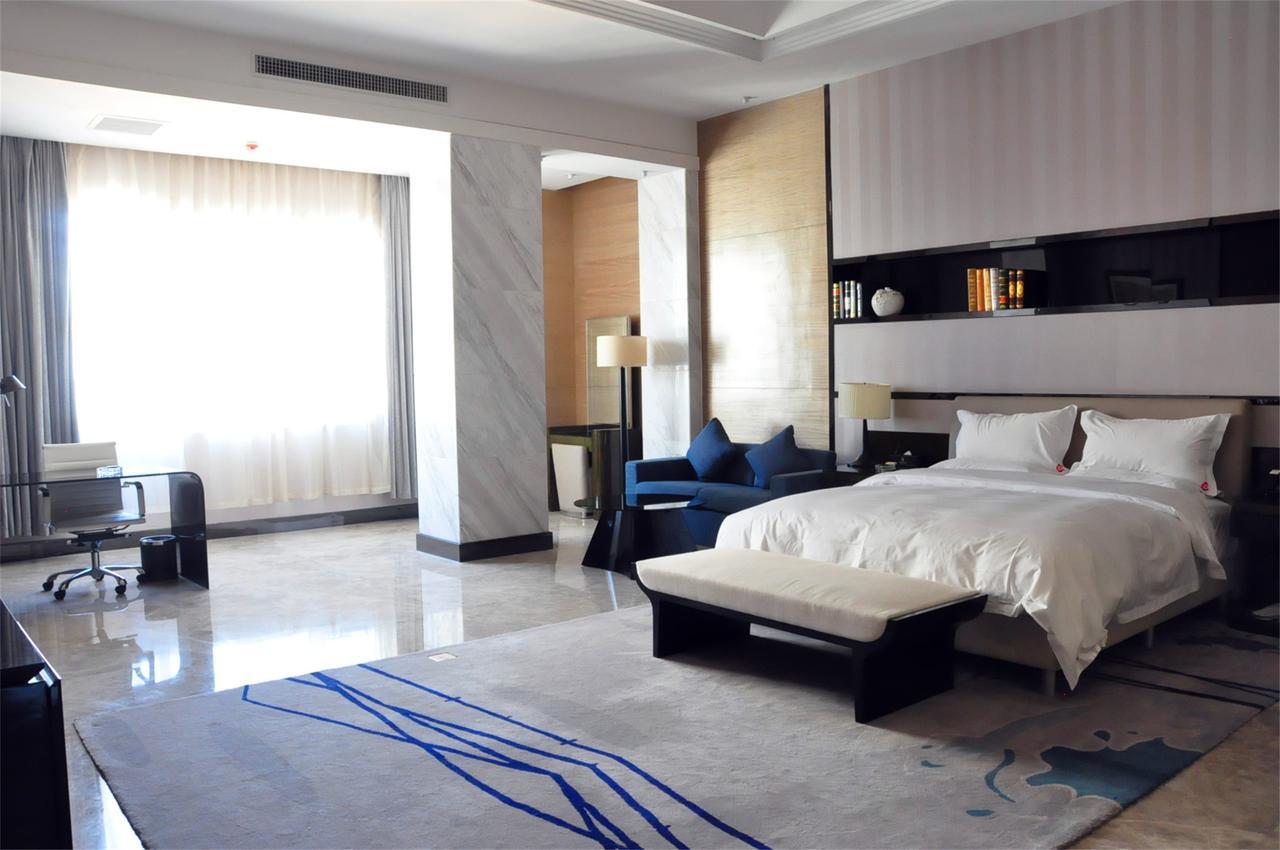 Baotou West Lake Hotel 外观 照片