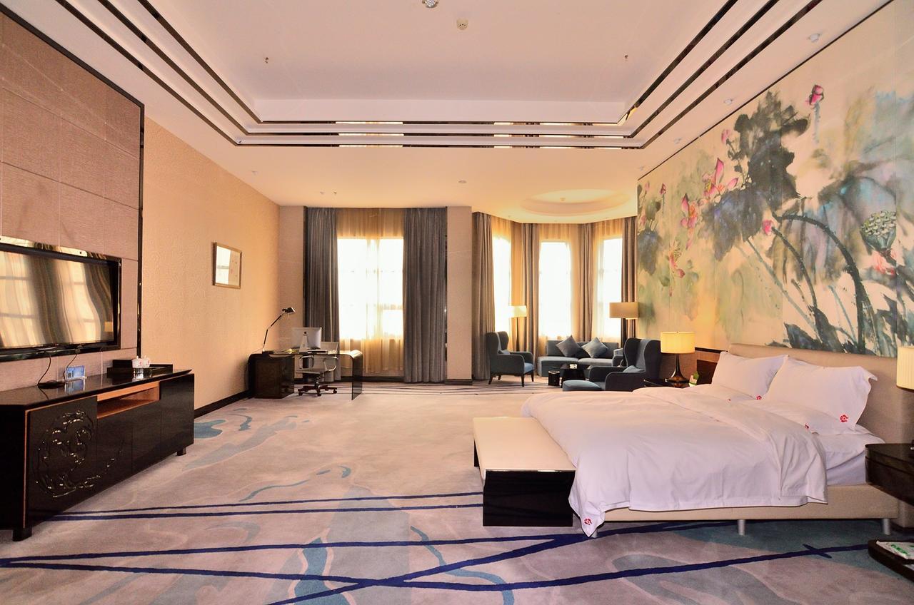 Baotou West Lake Hotel 外观 照片